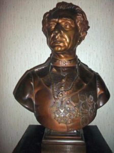 millau louis testory 44