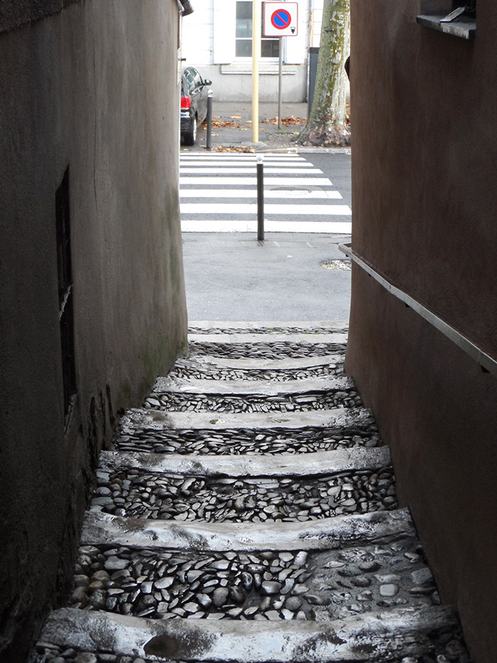 Patrimoine millavois : La traverse du Mûrier (rue des escaliers boiteux) 4 millau traverse du murier 04