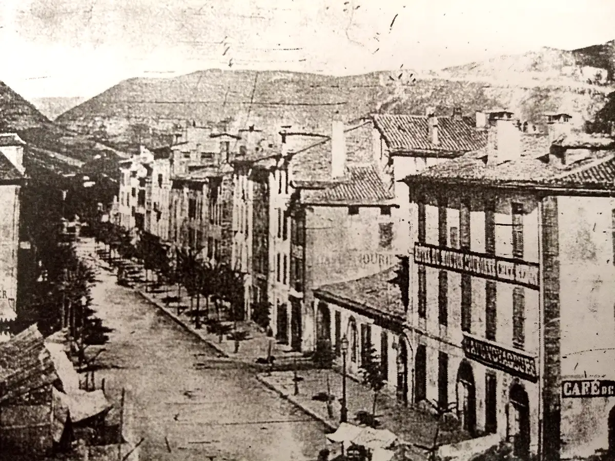 millau hotel commerce maire mandarous 02