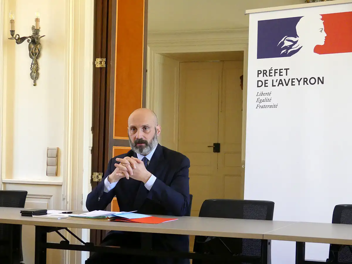 prefet aveyron charles giusti