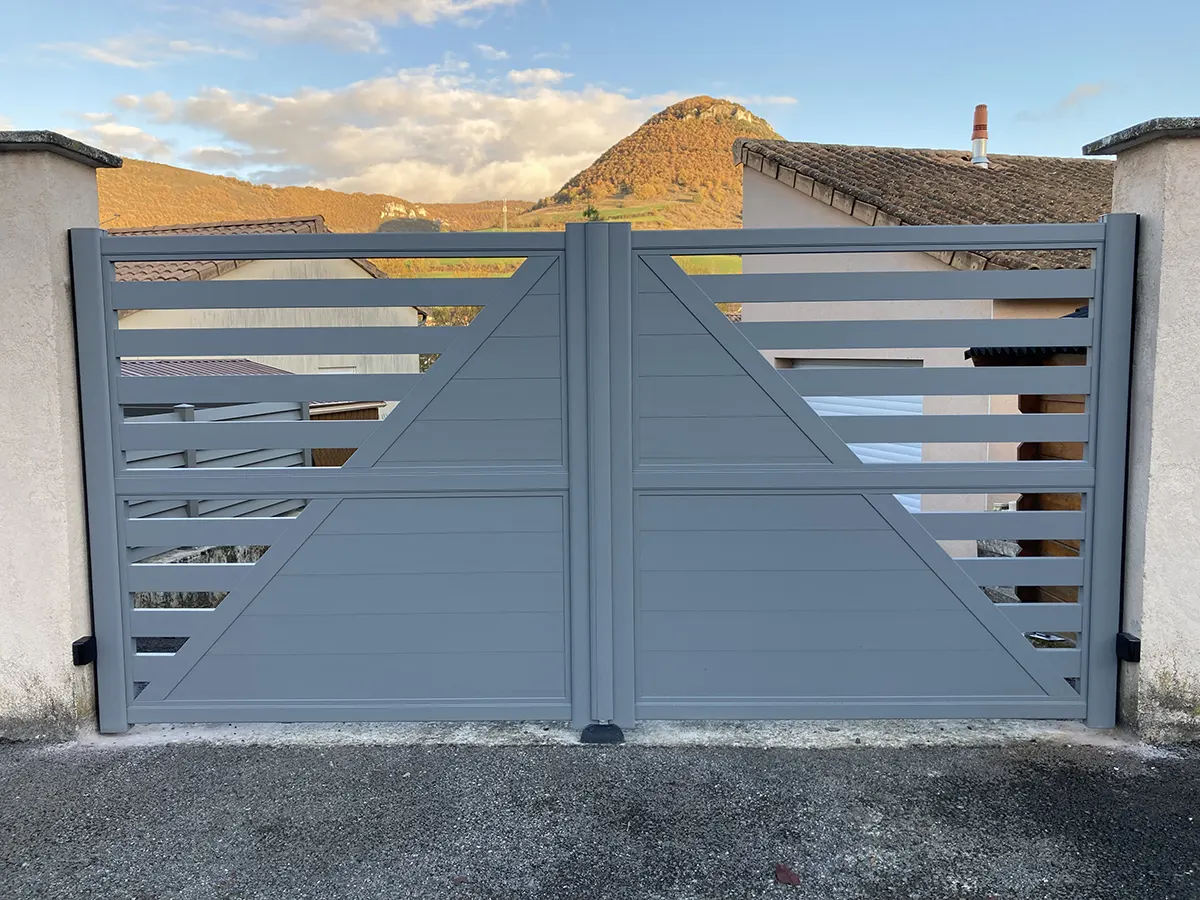 Millau. La menuiserie Gregory Mazet fête ses 5 ans 11 millau gregory mazet realisation 07