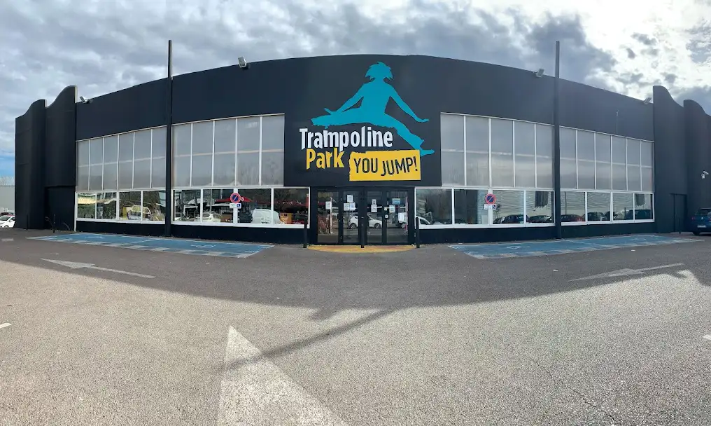 millau mjc trampoline