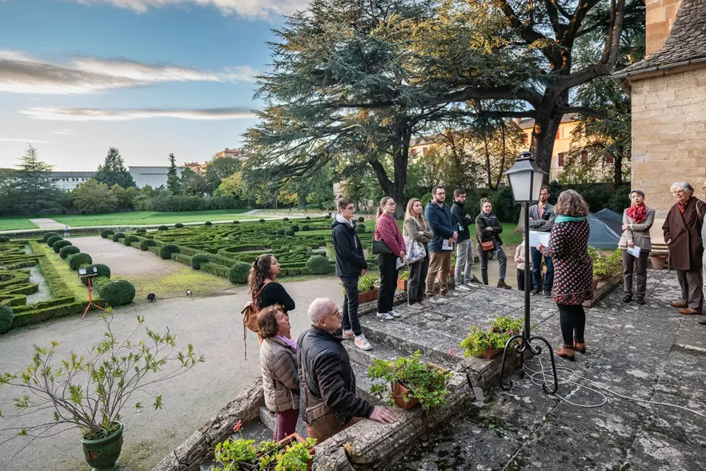 Millau. Sambucy clôture sa saison à l'occasion de la Nuit des Châteaux 3 millau chateau sambucy nuit chateaux 4