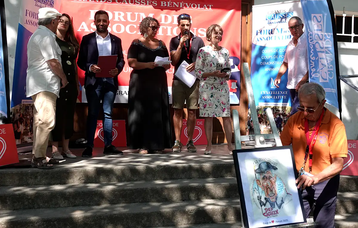 Le Forum des associations rend hommage à Jacques Cohen, l’âme du jumelage Millau–Sagunto 4 millau forum associations jacques cohen 202509054