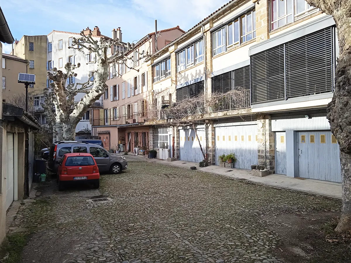 millau rue saunerie pavets galets tarn 05