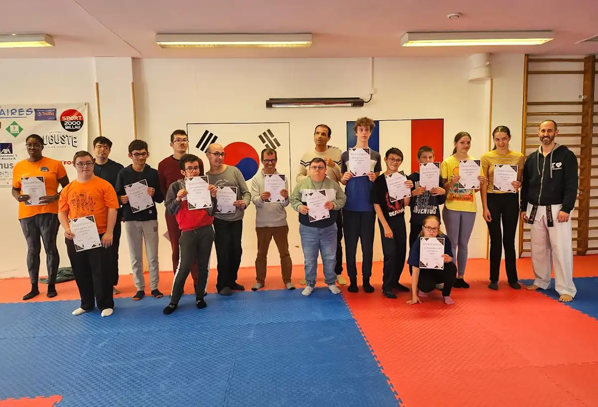 L’ASTSM développe le taekwondo sport adapté à Millau 2 millau astsm taekwondo sport adapte 1